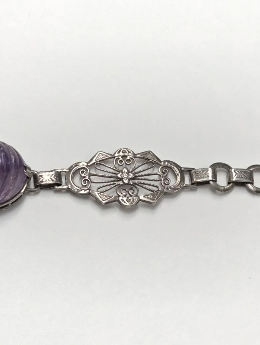 Vintage Art Deco Sterling Silver Filigree & Carved Amethyst Bracelet 7.5